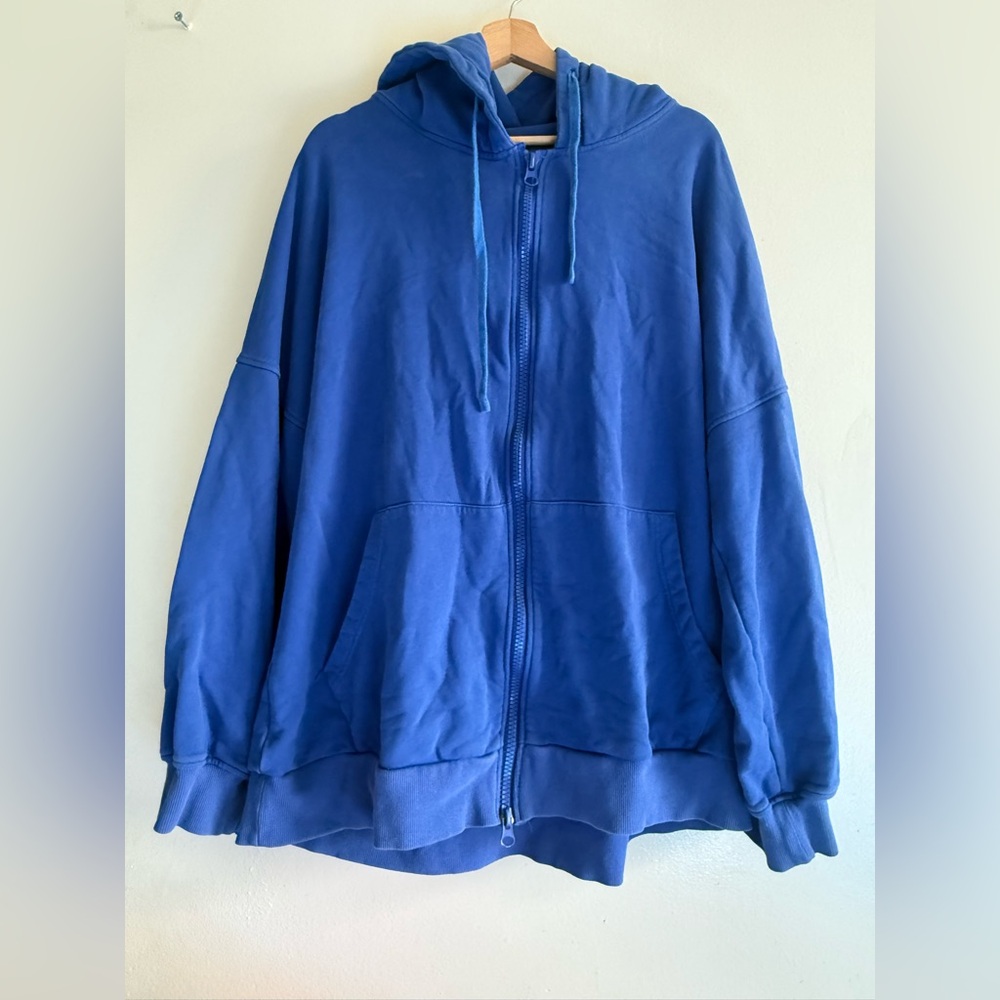 Nap Men's Blue Zip-Up Hoodie Sweater